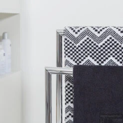 Handdoekrek 2-armig Vrijstaand Sealskin Tube Chroom -Grohe Verkoopwinkel 362383218 sfeer 1