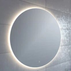 Badkamerspiegel Arcqua Rond 120 Cm Deluxe 2.0 LED Verlichting Warm White -Grohe Verkoopwinkel badkamerspiegel boss wessing rond 120 cm deluxe 2.0 led verlichting warm white shop