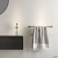 Handdoekrek Geesa Nemox 50 Cm Geborsteld Goud 10 Handdoekrek Geesa Nemox 50 Cm Geborsteld Goud -Grohe Verkoopwinkel handdoekrek geesa nemox 50 cm geborsteld goud sfeer 2